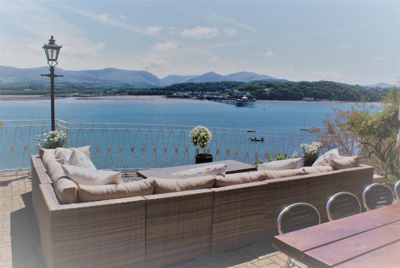 Anglesey House *